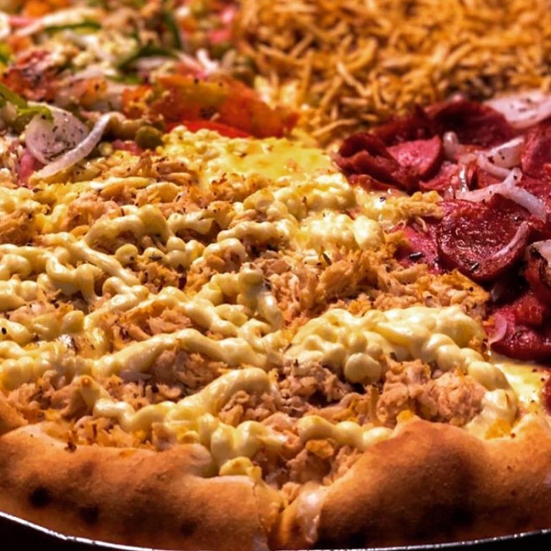 Pizza gigantesca e tradicional em Balneário Camboriú. #pubIi #pizza #p