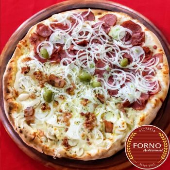 Foto Pizzaria Forno Artesanal