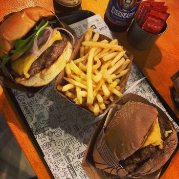 Foto Senhorita Burger