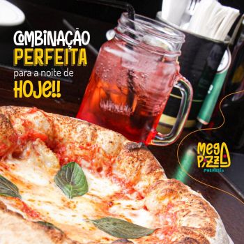 Foto Mega Pizza Forneria