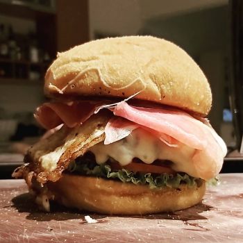 Foto Kau Hamburgueria