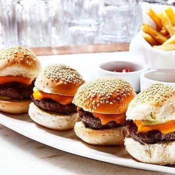 Foto Bar Charles Edward