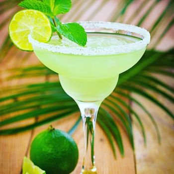 Foto Clandestino Burger & Bar