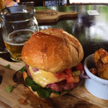 Foto Cheers Burger