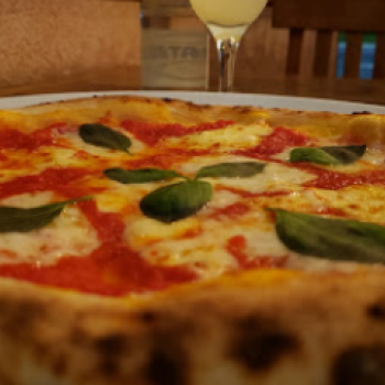 Foto Divina Pizzeria