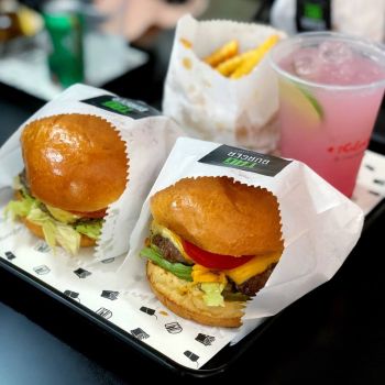 Foto The Amazing Burger