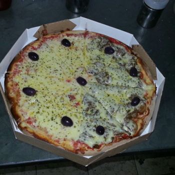 Foto La Paulistana Pizzaria