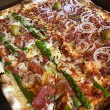 Foto Pirineus Pizzaria